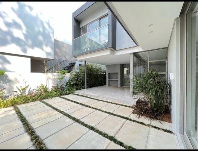 4 BEDROOM HOUSE FOR SALE IN MORNINGSIDE